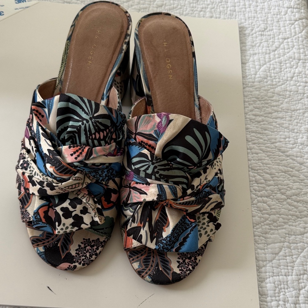 Halogen Women's Tropical Print Mules - Multicolor